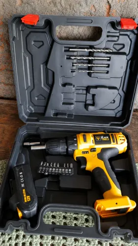 Furadeira Parafusadeira Sem Fio A Bateria Tb-12e 12v 3/8 10mm Com Maleta E Acessórios The 