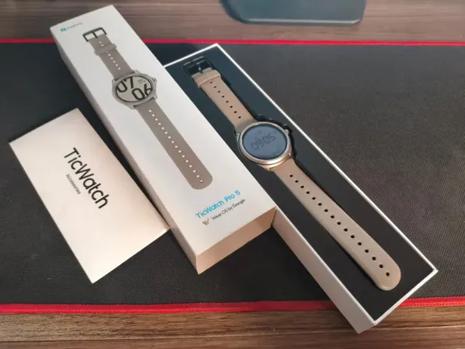Relógio Inteligente Smartwatch Ticwatch Pro 5 Wear Os Nfc Gps
