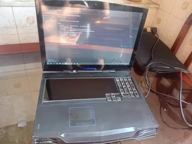 Dell Alienware M17X A10 (NAO LIGA)