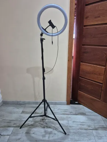 Ring light