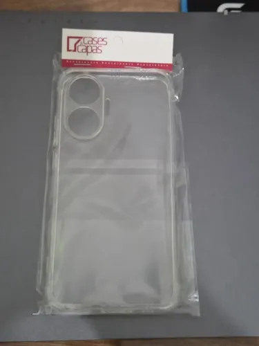 Case POCO F7 transparente.