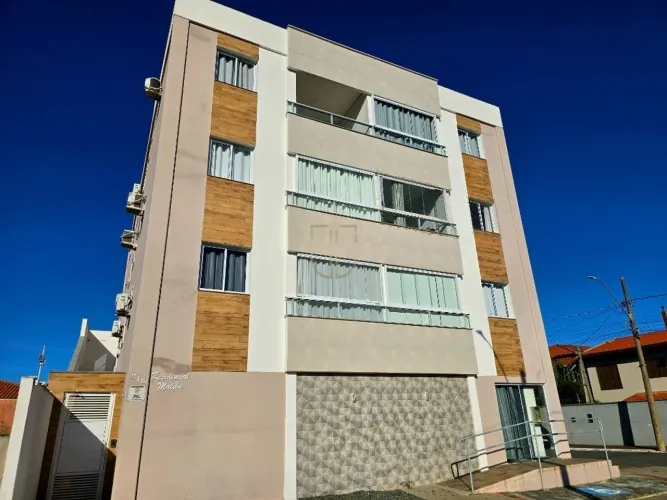 Apartamento com 02 suítes na Meia Praia em Navegantes
