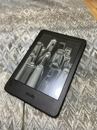 Kindle 11 geração 2024 com Carregador 