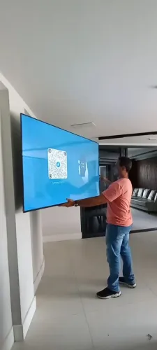 Suporte Articulado para TV - 70 Polegadas 