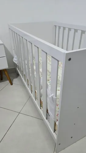Berço branco unisex