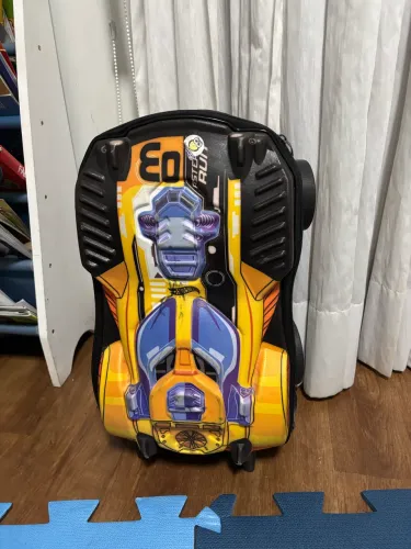 Vende se mochila em perfeito estado