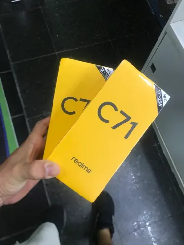 Celular C71 256g