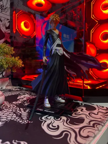Action figure bleach ichigo kurosaki
