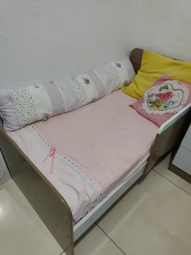 Cama infantil+ colchão+ capa impermeável