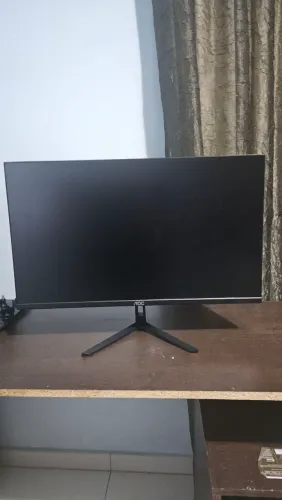 Monitor gamer 180hz Aoc 24g30e