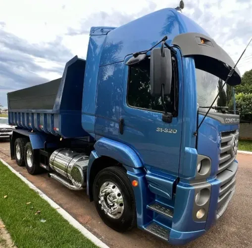 Vw 31320 6x4 2012 constellation teto alto