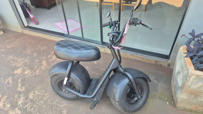 Scooter Elétrico TUI Super compacto levo no porta malas...o melhor que existe no mercado.