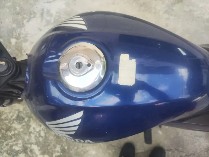 Vendo moto honra