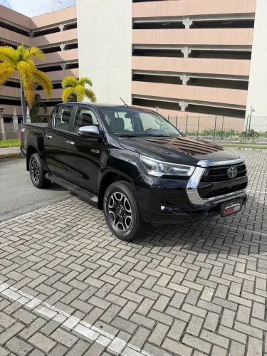 Toyota Hilux CD SRX 4X4 2.8 TDI 16V Diesel Aut. 2021