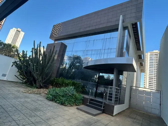 Prédio inteiro à venda, 745m2 - Setor Bueno