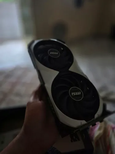 RTX 4070 - 12GB