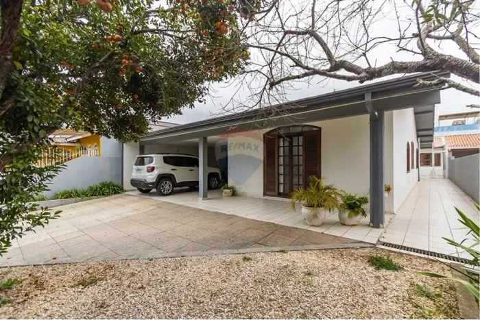 Casa Térrea em Condomínio Mirante da Serra, bairro Uberaba, Curitiba Pr.