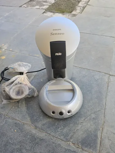 CAFETEIRA  FHILIPS SENSEO 220 V   R$110.00