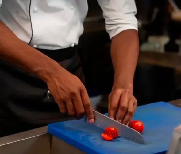 Chef de Cozinha / Confeiteira 