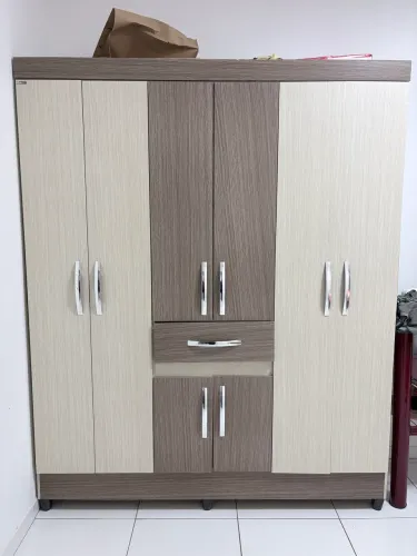 Guarda roupa casal 