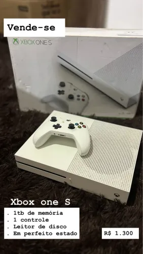 Vendo Xbox One S de 1tb, um controle e leitor de disco