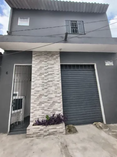 Sobrado para Venda em Ferraz de Vasconcelos, Jardim Helena, 5 dormitórios, 4 banheiros, 1 