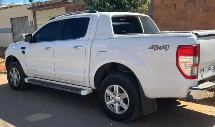 Ford Ranger Limited 3.2 20V 4X4 CD Aut. Dies. 2015