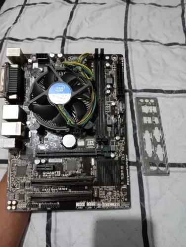 KIT INTEL I5-7400 PLACA MAE GIGABYTE GA-H110M-S2PH