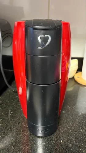 Cafeteira Três Corações LOV Vermelha - Pouco Uso