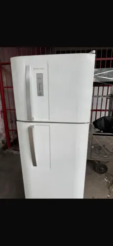 Geladeira frost free Electrolux