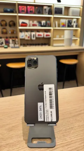 iPhone 11 Pro Max 64GB Preto - SEMINOVO