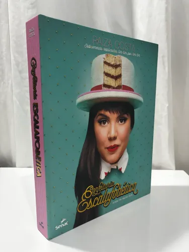 Livro Confeitaria Escalafobética - Raiza Costa | Excelente Estado