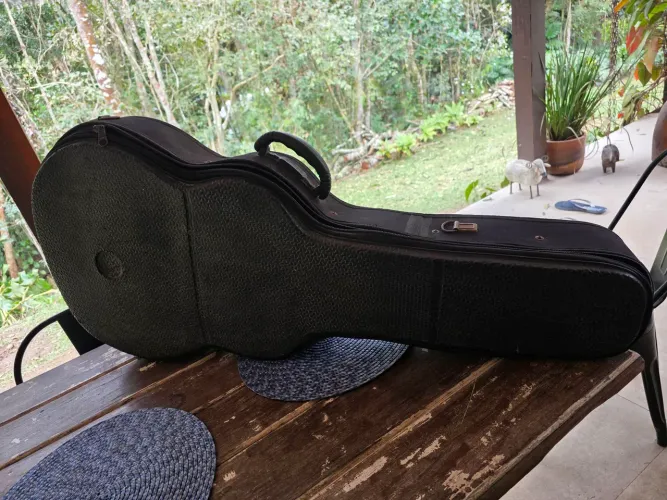 Semicase para violão - Solidsound