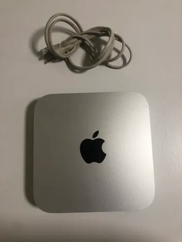 Mac Mini Apple Late 2014 i5 2.6GHz 8GB RAM SSD Excelente estado