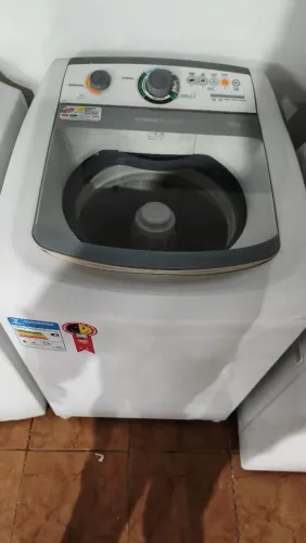 Vendo máquina de lavar roupa Consul 10kg voltagem 110 entrego e dou garantia 