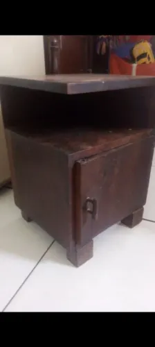 Mesa de cabeceira