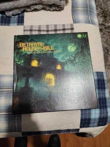 Betrayal at House on the Hill - Jogo de tabuleiro