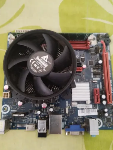 Placa mãe i3 2120 com cooler e memória ram ddr3 (4gb)