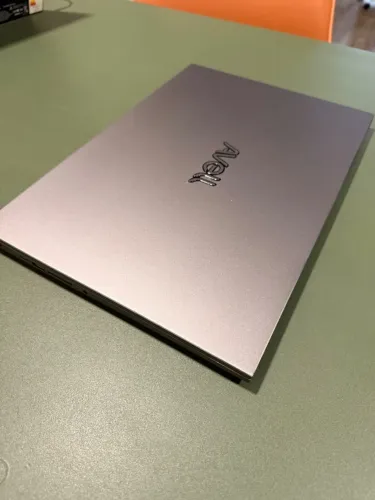 Notebook Avell Intel i7  RTX 4060 32GB RAM SSD 1TB Full HD - Estado de Novo