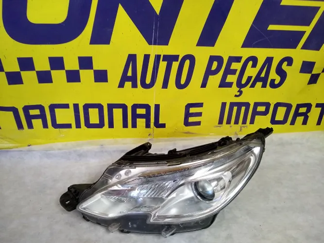 Farol esquerdo Peugeot 3008 original