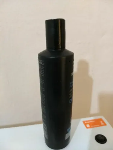 Diversos frascos novos