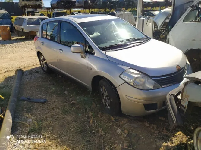 Sucata Nissan Tida 1.8 Para Retirada de Peças