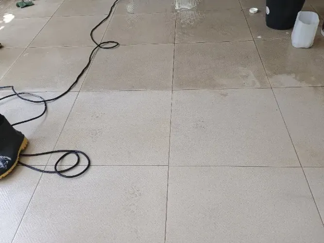Limpeza de pisos de casas