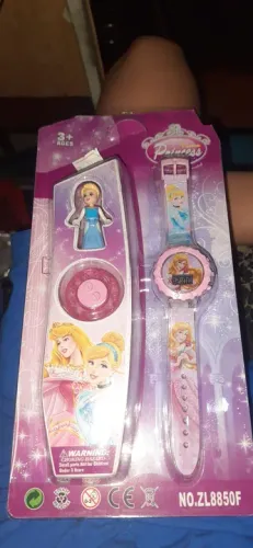 Relógio com lego princesa 