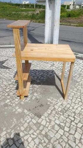 MESA com prateleiras 2 em 1