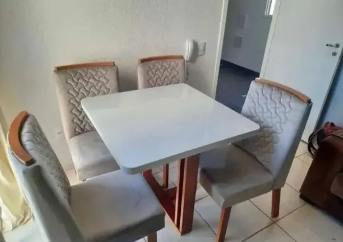Mesa de jantar tampo de vidro luxo linda