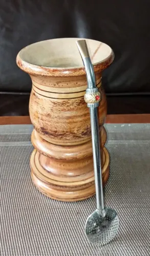 Chimarrão em Madeira Artesanal 