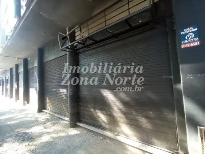 LOJÃO em excelente ponto comercial na esquina da Av. SÃO PEDRO, com vocação para comércio
