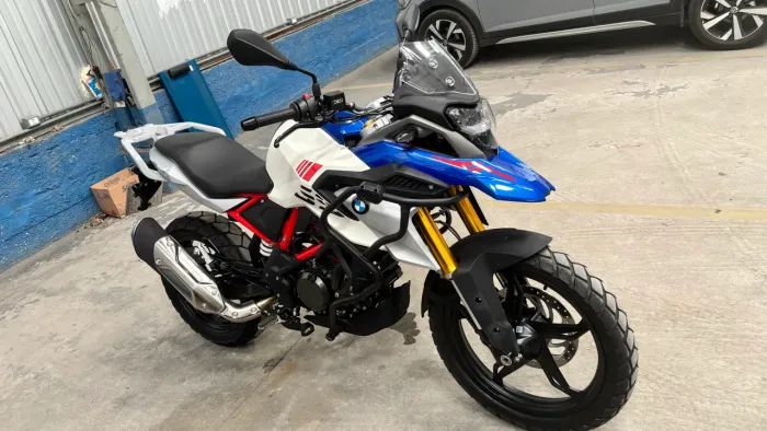 BMW GS 310 ano 2025 c/ 1.900 km (Impecável)