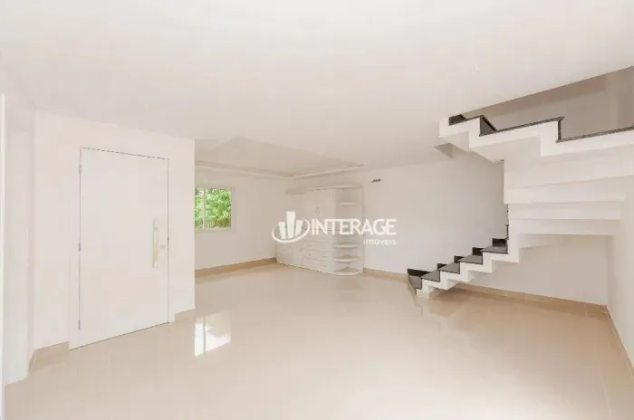Sobrado com 3 dormitórios para alugar, 168 m² por R$ 5.921,15/mês - Campo Comprido - Curit